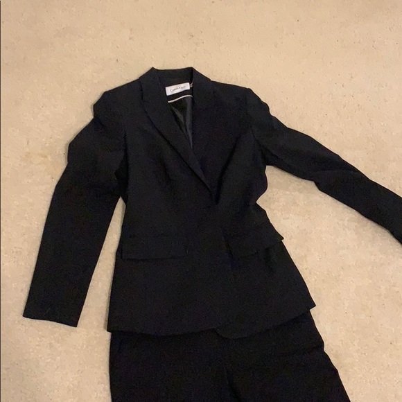 Calvin Klein suit. - Picture 2 of 6